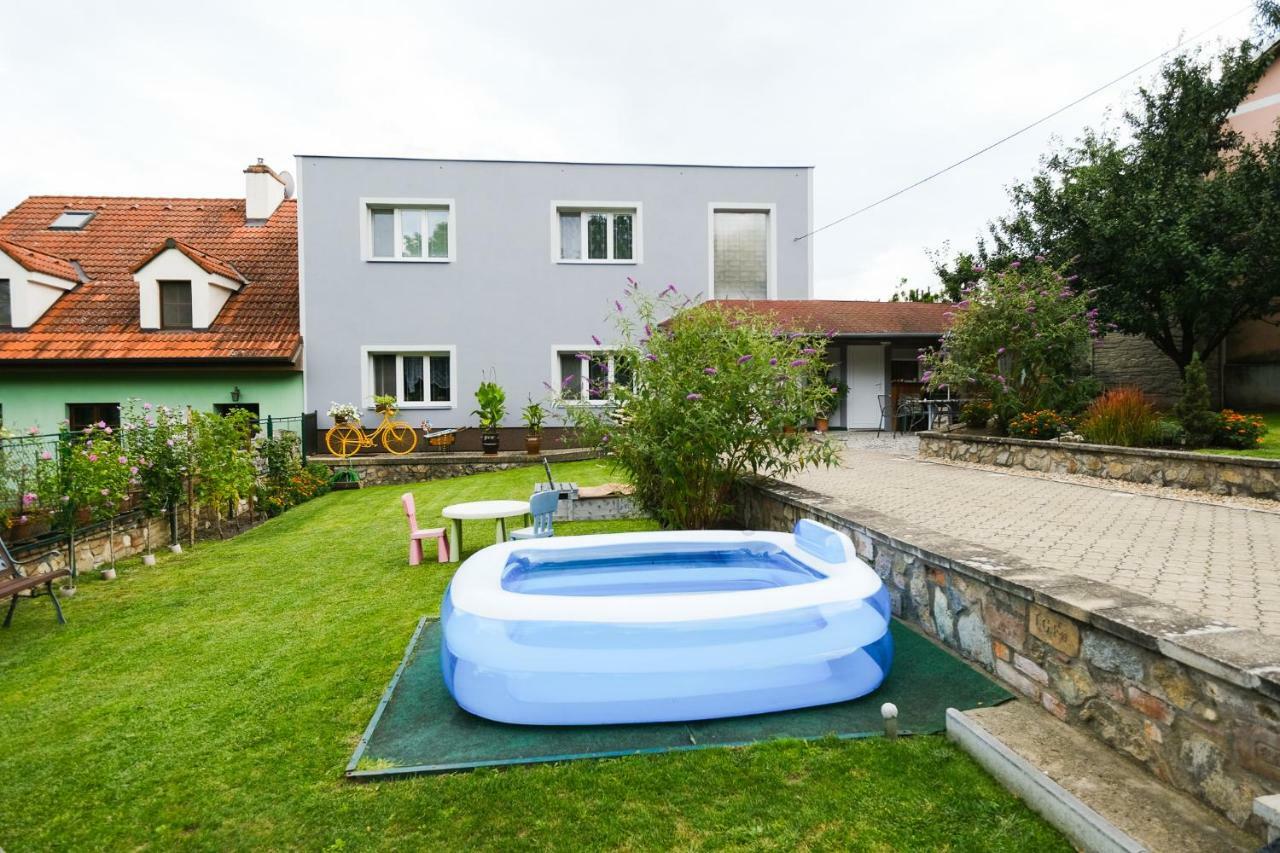 Apartment Livi Mikulov Ngoại thất bức ảnh