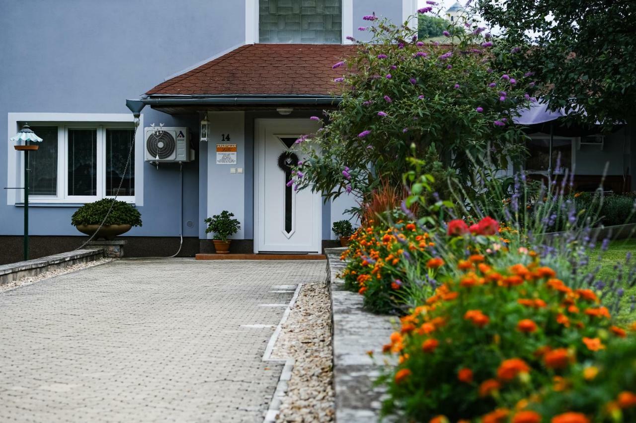 Apartment Livi Mikulov Ngoại thất bức ảnh